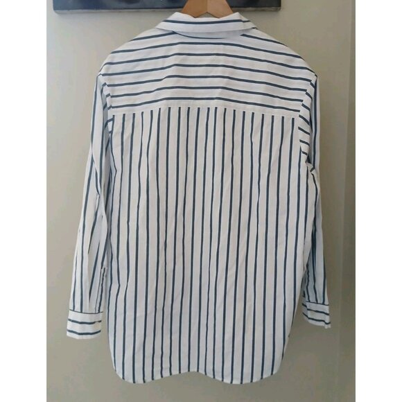 GAP The Big Shirt - Picture 7 of 10